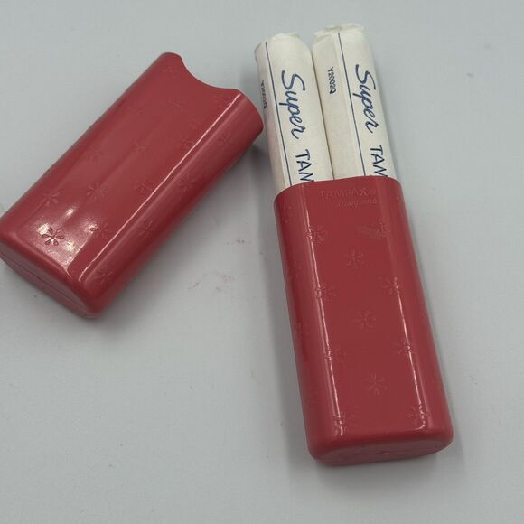 TAMPAX TAMPON CASE HOLDER Floral Red Hard Plastic Vintage - Picture 1 of 4